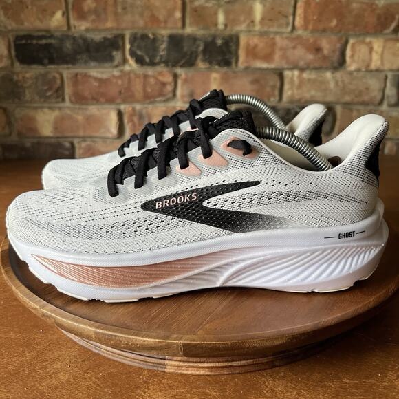 Brooks Ghost 17 Womens Size 8.5 White Rose Gold Road Running Shoes Sneakers - Picture 1 of 16